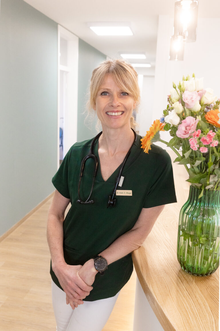 Dr, Claudia Kluge